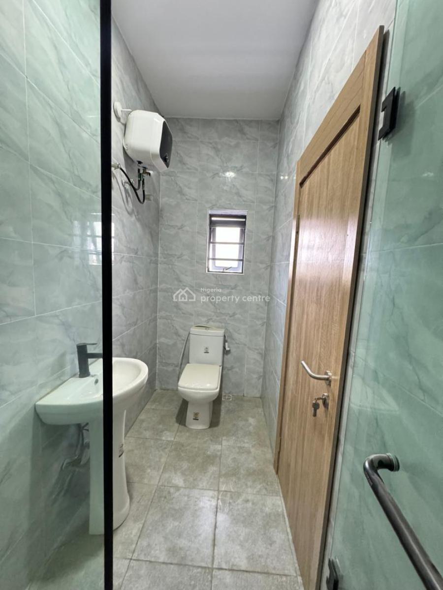 Well Maintained 2 Bedroom Apartment with a Bq, Lekki Scheme 2 ,by Abraham Adesanya, Ogombo, Ajah, Lagos, Block of Flats for Sale
