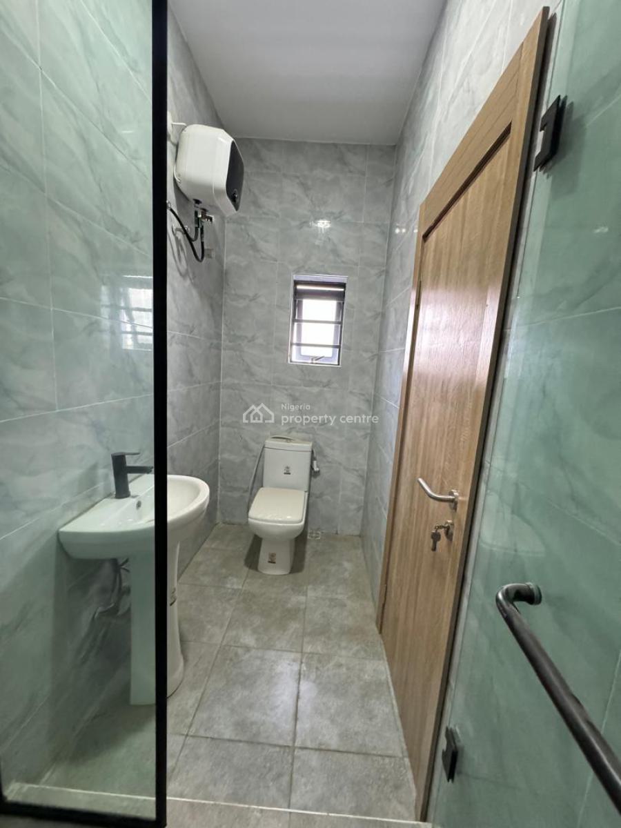 Well Maintained 2 Bedroom Apartment with a Bq, Lekki Scheme 2 ,by Abraham Adesanya, Ogombo, Ajah, Lagos, Block of Flats for Sale