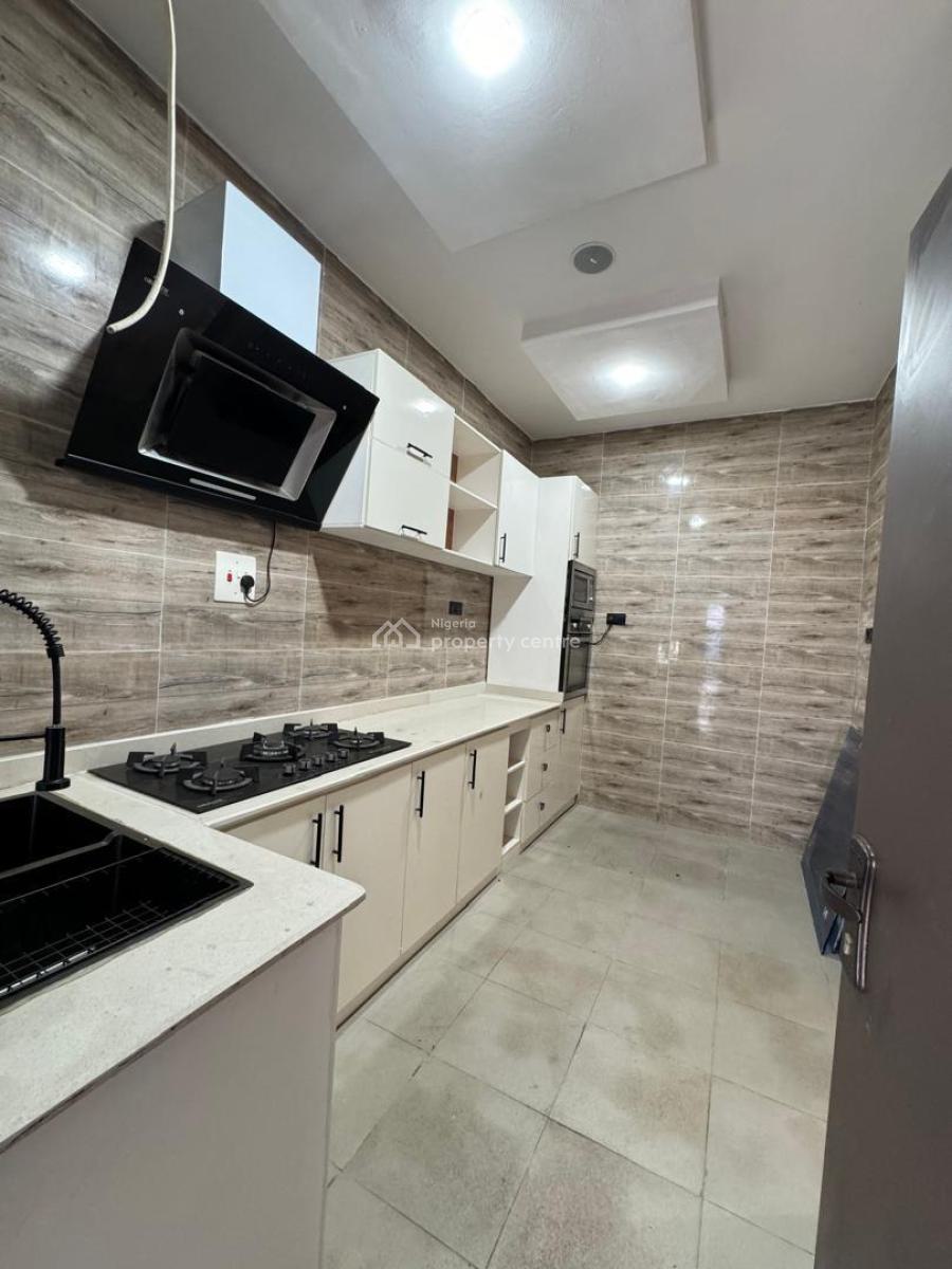 Well Maintained 2 Bedroom Apartment with a Bq, Lekki Scheme 2 ,by Abraham Adesanya, Ogombo, Ajah, Lagos, Block of Flats for Sale