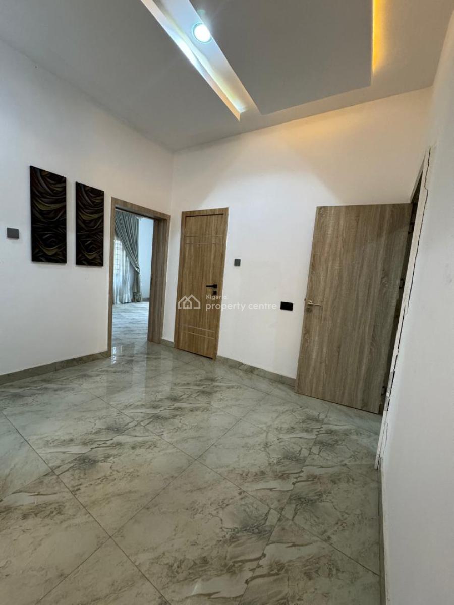 Well Maintained 2 Bedroom Apartment with a Bq, Lekki Scheme 2 ,by Abraham Adesanya, Ogombo, Ajah, Lagos, Block of Flats for Sale