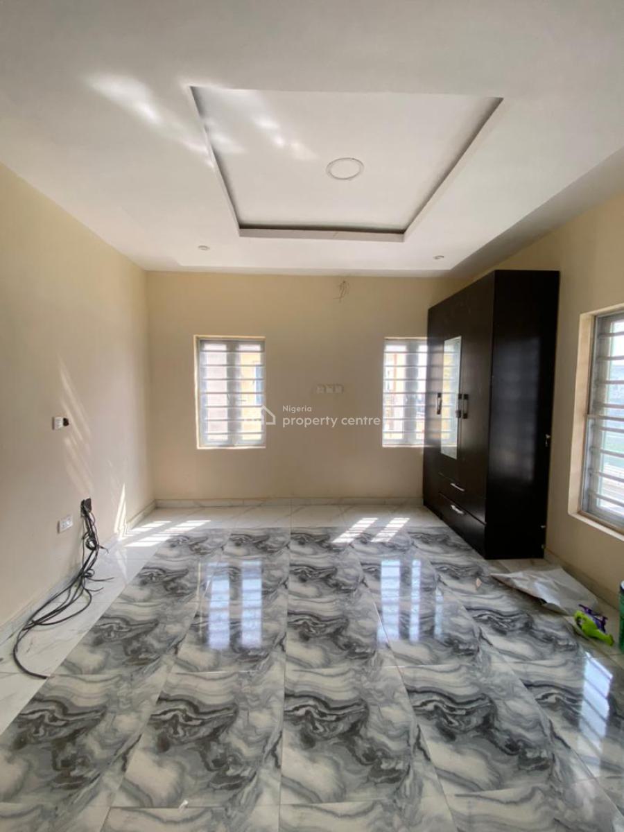 4 Bedroom Semi Detached House with Bq, Ajah, Lagos, Semi-detached Duplex for Sale