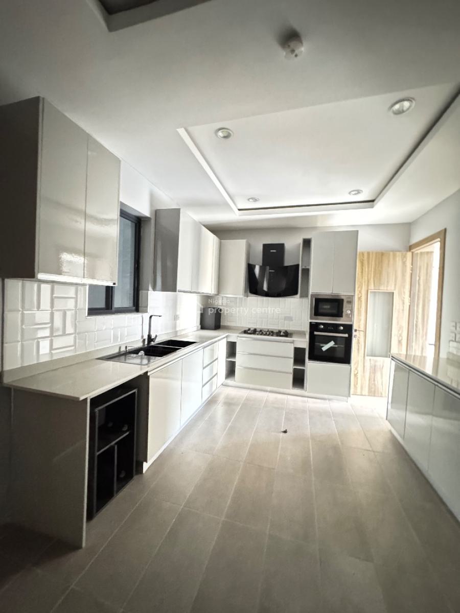 4 Bedroom Maisionette with Bq, Pool and Gym, Lekki Phase 1, Lekki, Lagos, House for Sale