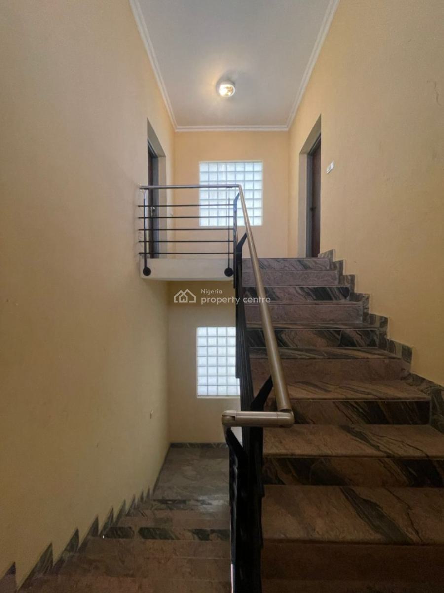 Spacious, Well-maintained 3-bedroom Penthouse with a 1-room Bq,, Off T.f. Kuboye Street, Lekki Right, Lagos, Lekki, Lagos, Terraced Duplex for Sale