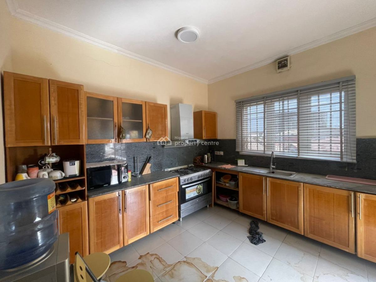 Spacious, Well-maintained 3-bedroom Penthouse with a 1-room Bq,, Off T.f. Kuboye Street, Lekki Right, Lagos, Lekki, Lagos, Terraced Duplex for Sale