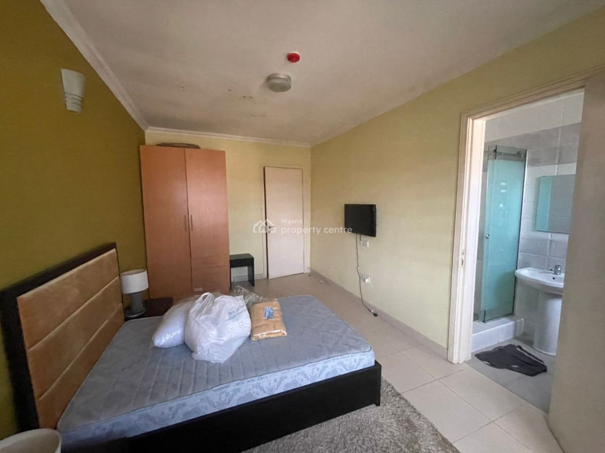 Spacious, Well-maintained 3-bedroom Penthouse with a 1-room Bq,, Off T.f. Kuboye Street, Lekki Right, Lagos, Lekki, Lagos, Terraced Duplex for Sale