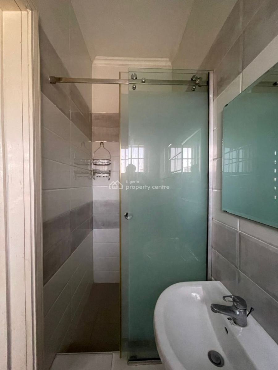 Spacious, Well-maintained 3-bedroom Penthouse with a 1-room Bq,, Off T.f. Kuboye Street, Lekki Right, Lagos, Lekki, Lagos, Terraced Duplex for Sale