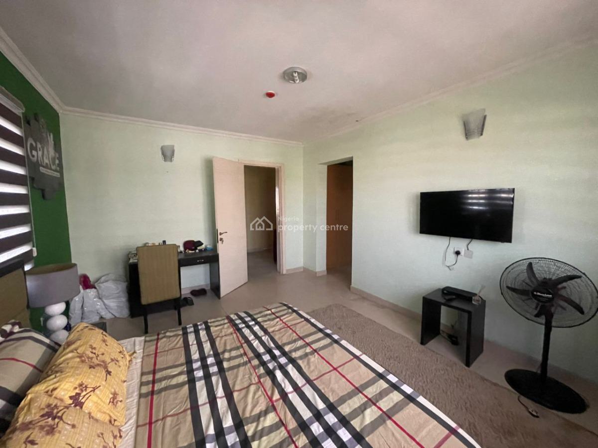 Spacious, Well-maintained 3-bedroom Penthouse with a 1-room Bq,, Off T.f. Kuboye Street, Lekki Right, Lagos, Lekki, Lagos, Terraced Duplex for Sale