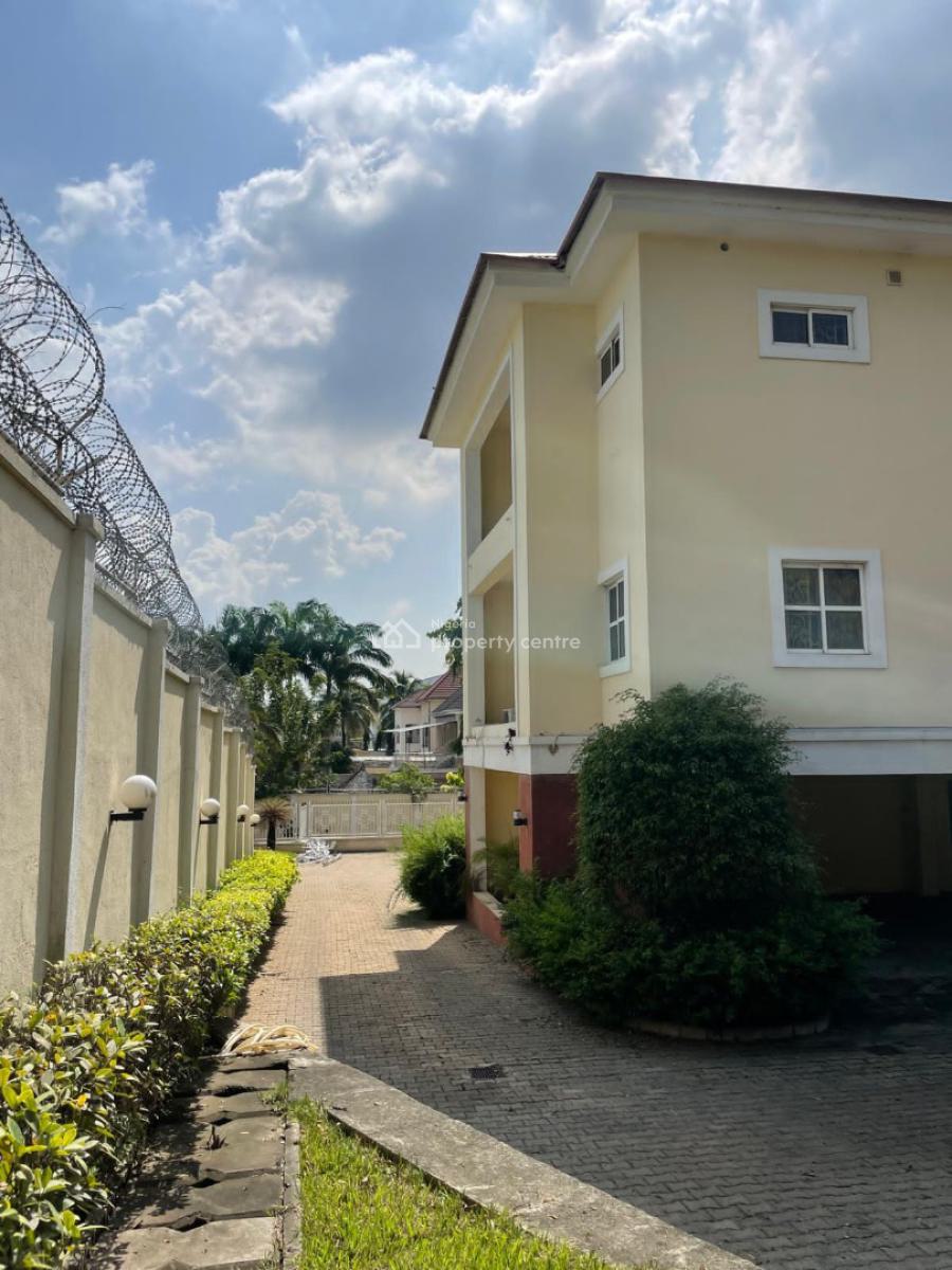 Luxury 9 Bedrooms Fully Detached Duplex with 6 Bq and Swimming Pool, Off Ibb Way, Maitama District, Abuja, Detached Duplex for Rent