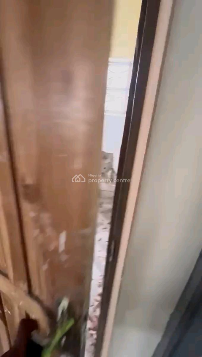 Standard and Spacious 3 Bedroom Flat, Pedro, Gbagada, Lagos, Flat / Apartment for Rent