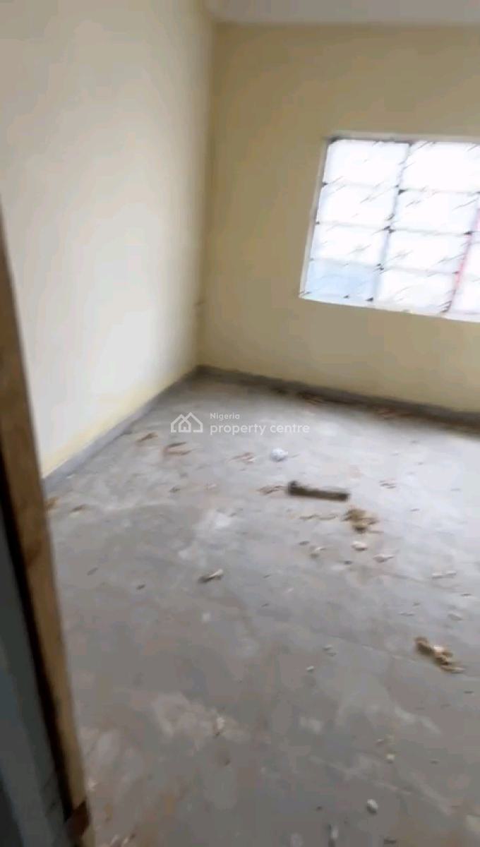 Standard and Spacious 3 Bedroom Flat, Pedro, Gbagada, Lagos, Flat / Apartment for Rent