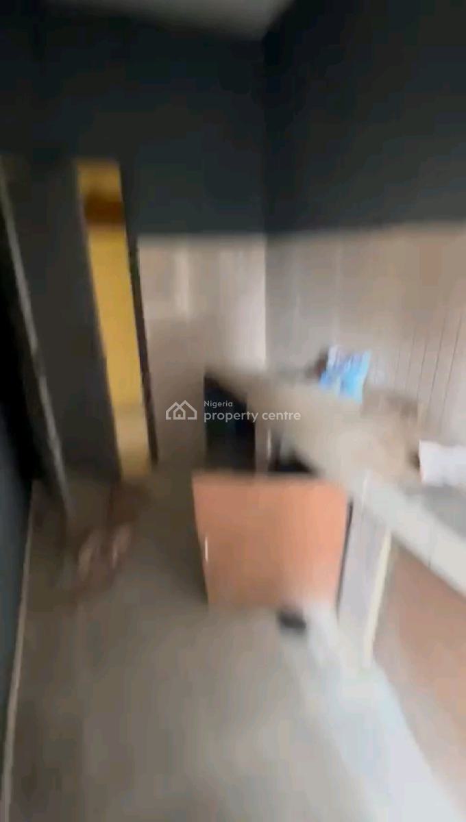 Standard and Spacious 3 Bedroom Flat, Pedro, Gbagada, Lagos, Flat / Apartment for Rent