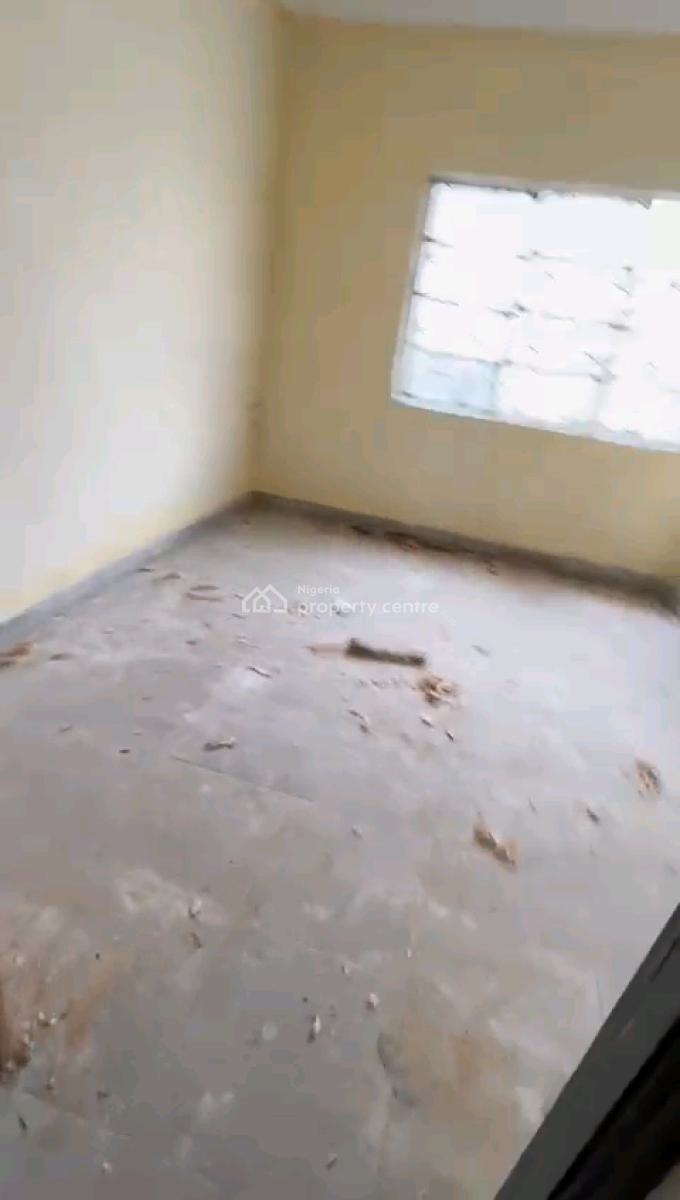 Standard and Spacious 3 Bedroom Flat, Pedro, Gbagada, Lagos, Flat / Apartment for Rent