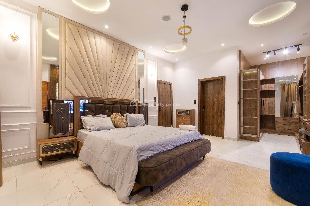 5 Bedroom Self Compound, Ologolo, Lekki, Lagos, Flat / Apartment Short Let