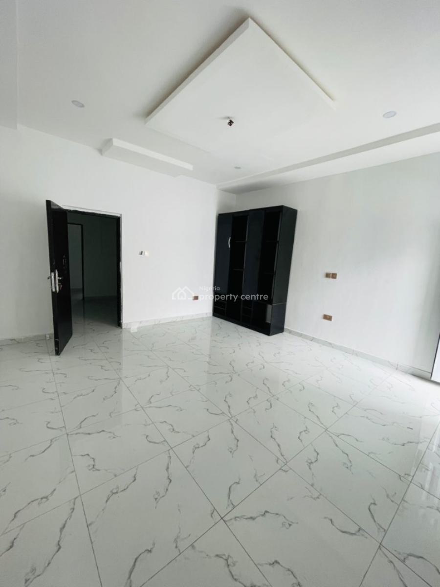 Beautiful 4 Bedroom with a Bq, Thomas Estate, Ajah, Lagos, House for Rent