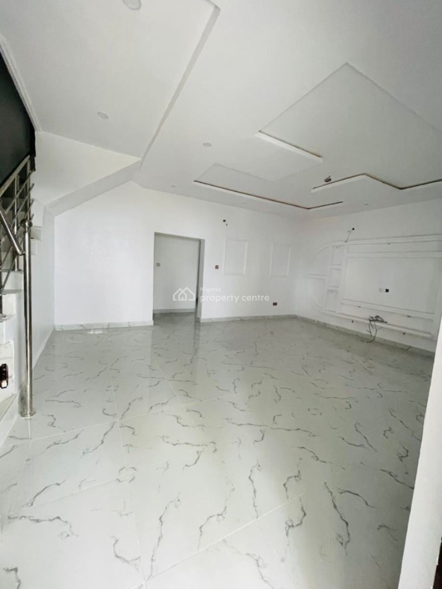 Beautiful 4 Bedroom with a Bq, Thomas Estate, Ajah, Lagos, House for Rent