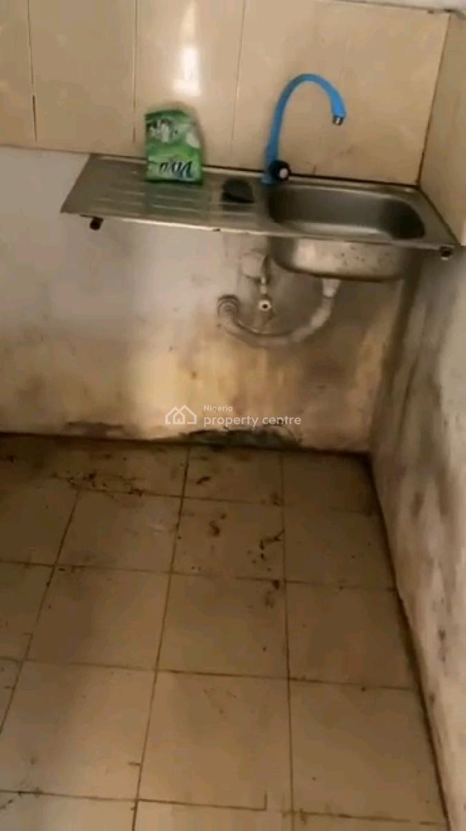 Standard and Spacious Room Self Contained, Akoka, Yaba, Lagos, Self Contain (single Rooms) for Rent