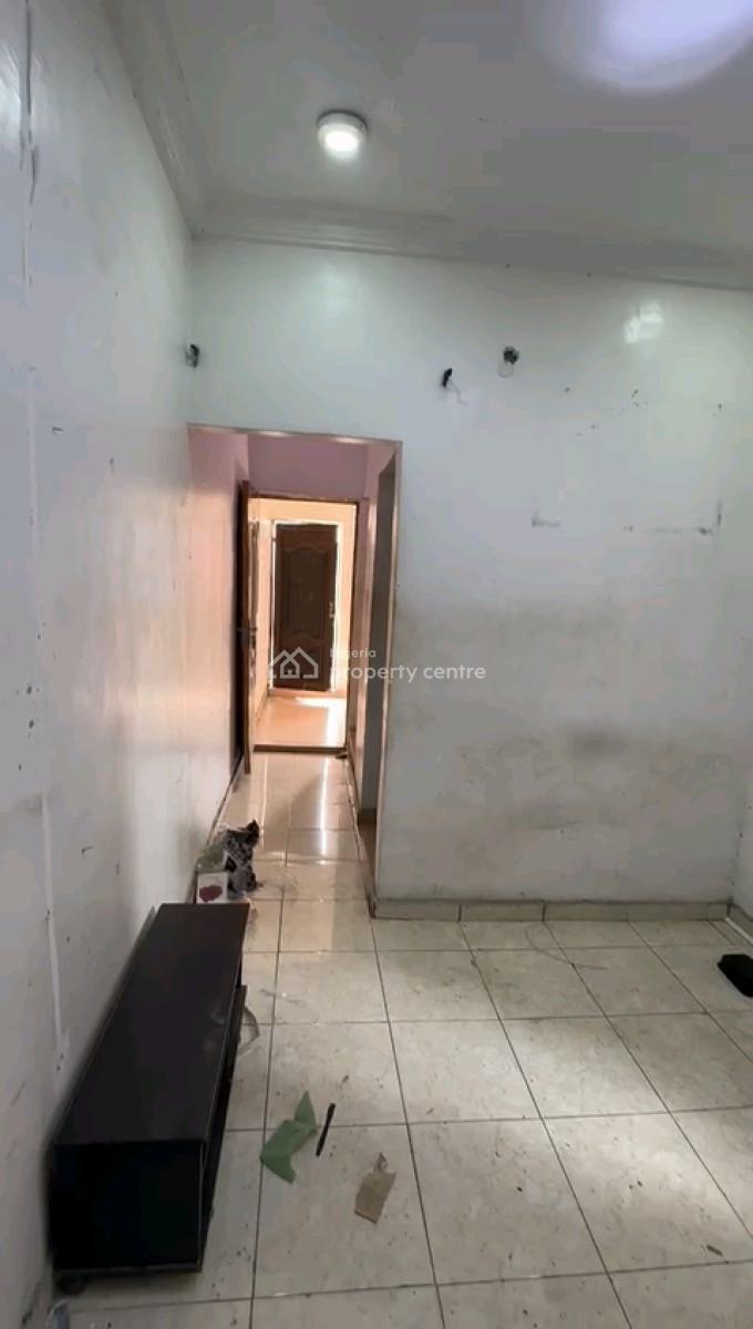 Standard and Spacious Mini Flat, Off Pedro, Shomolu, Lagos, Mini Flat (room and Parlour) for Rent