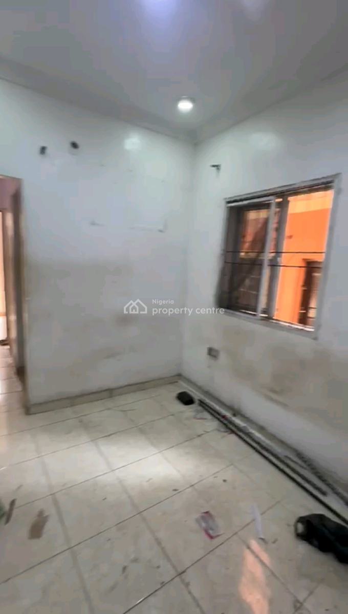 Standard and Spacious Mini Flat, Off Pedro, Shomolu, Lagos, Mini Flat (room and Parlour) for Rent