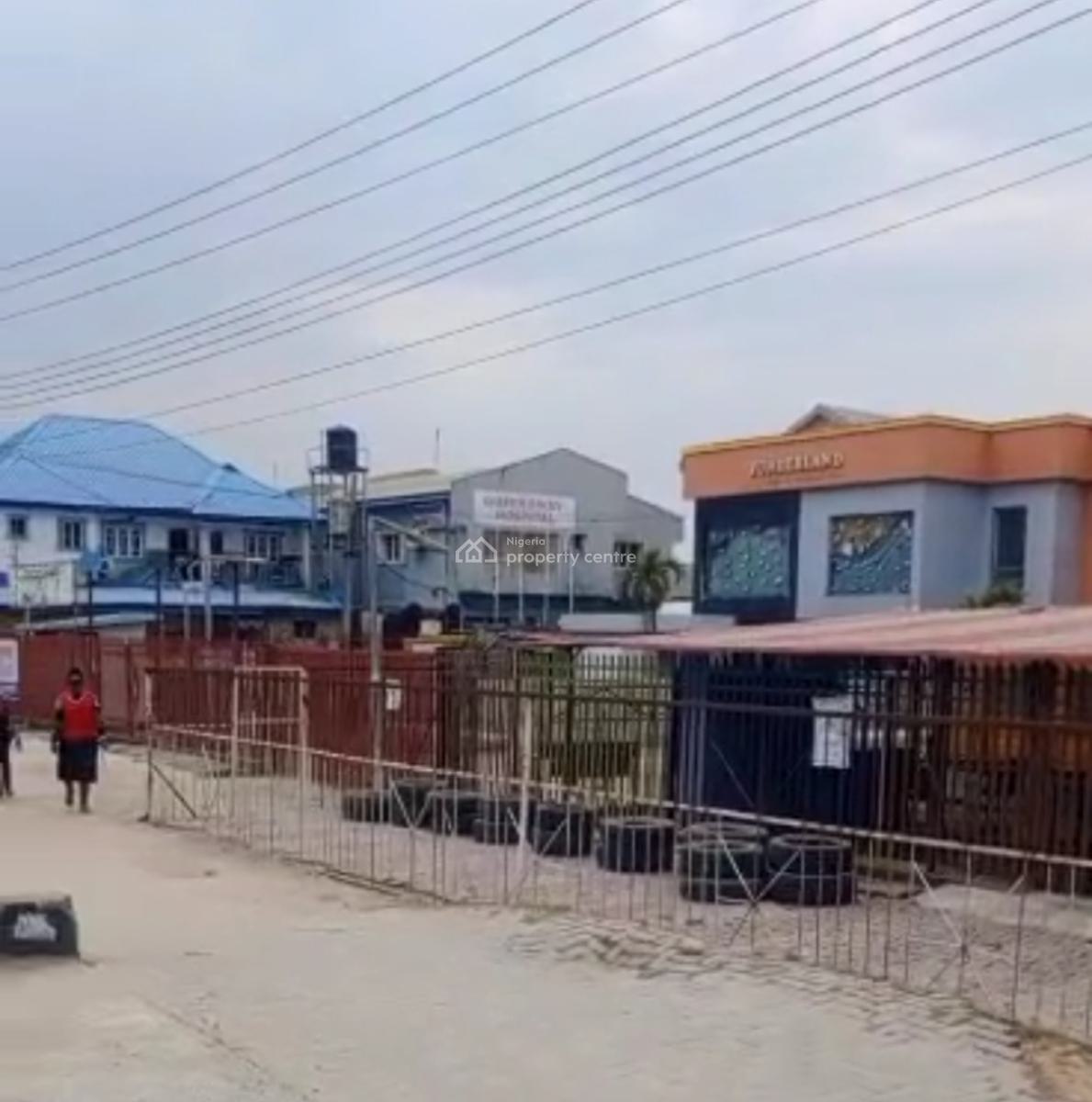 Land Measuring 2,335sqm with a Structure, Ikota, Lekki, Lagos, Commercial Land for Sale