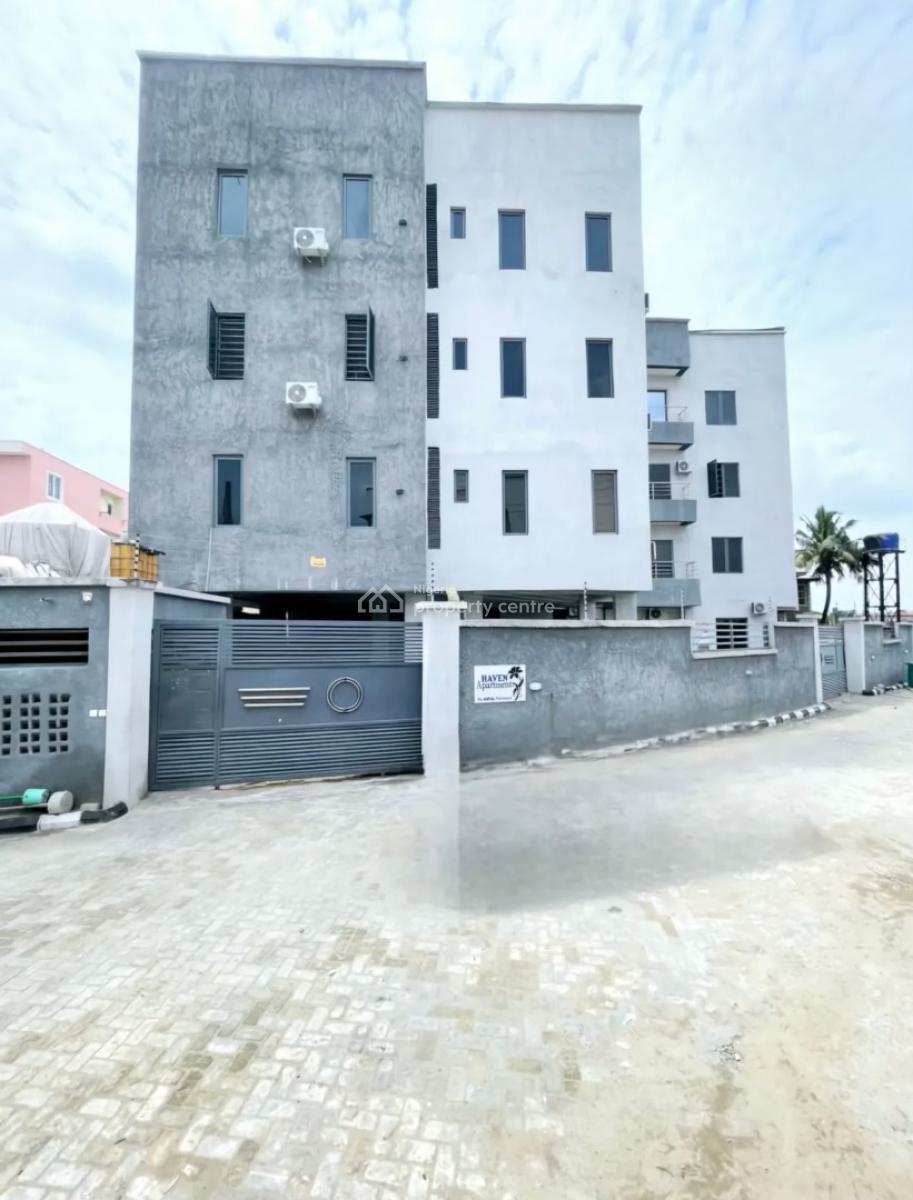 1 Bedroom Apartment in a Nice Neighborhood, Lekki Phase 1, Lekki, Lagos, Mini Flat (room and Parlour) for Sale