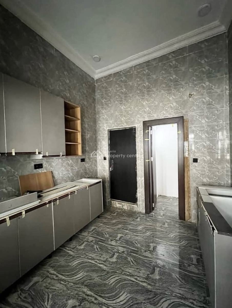 5 Bedroom Terrace Duplex with Bq, Guzape District, Abuja, Terraced Duplex for Rent