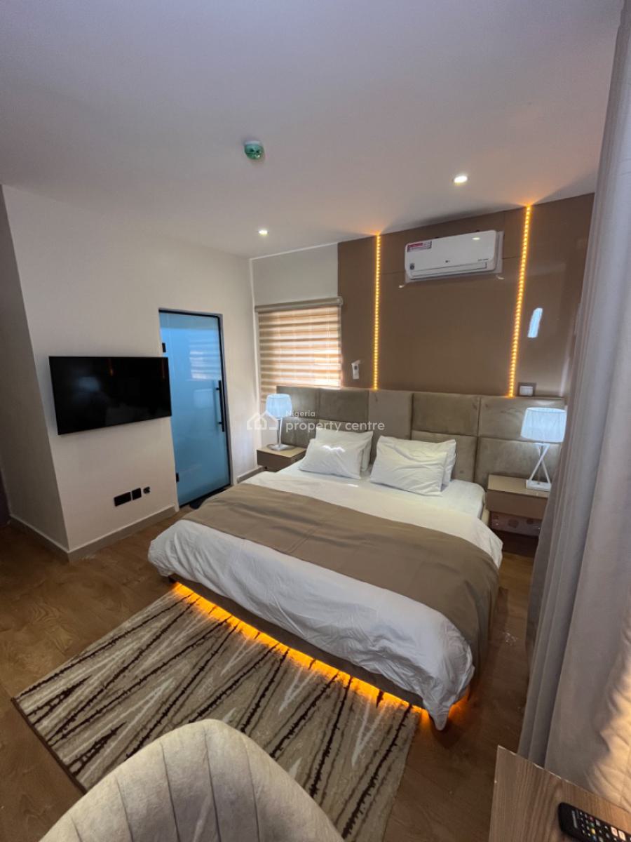 Luxury 2 Bedroom with Morden Facilities, 26 Fubara Dublin Green, Igbo Efon, Lekki, Lagos, Flat / Apartment Short Let