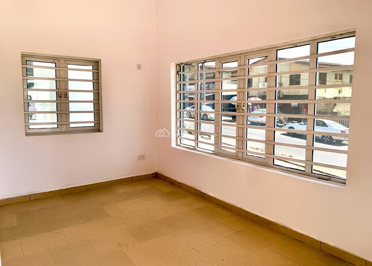 Modern Shops, Deeper Life Junction, Ashi - Bodija Road., New Bodija, Ibadan, Oyo, Shop for Sale