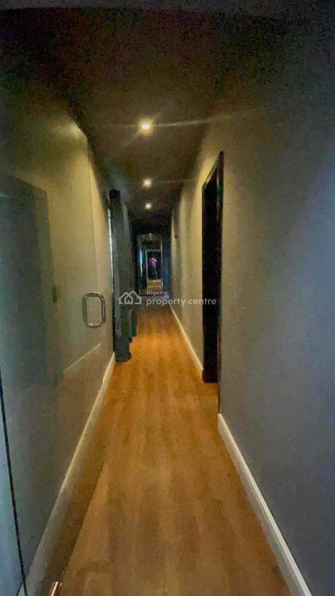 Fully Furnished and  Serviced 3-bedroom Apartment Without Bq, Lekki Phase 1, Lekki, Lagos, Flat / Apartment for Rent