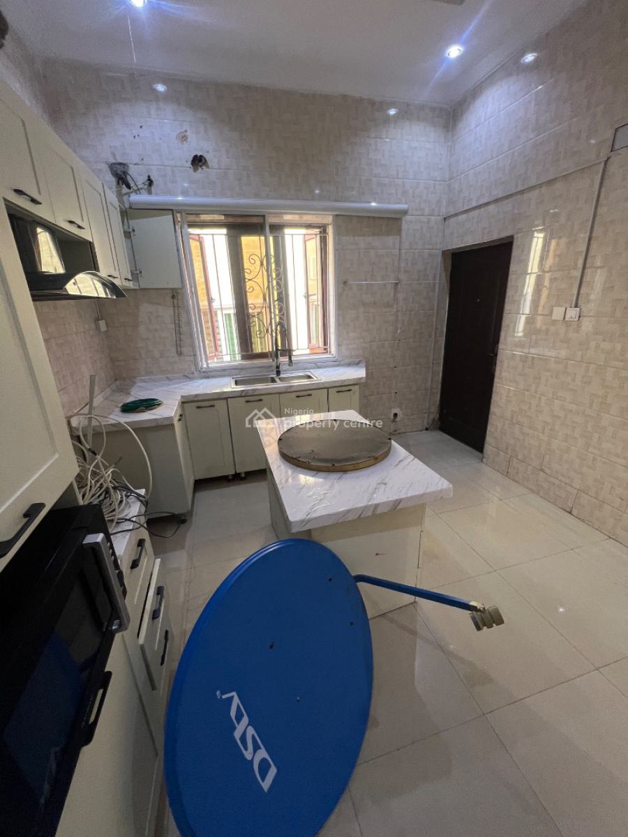 Standard and Spacious Miniflat with Balcony and Big Standard Kitchen, Osapa, Lekki, Lagos, Mini Flat (room and Parlour) for Rent