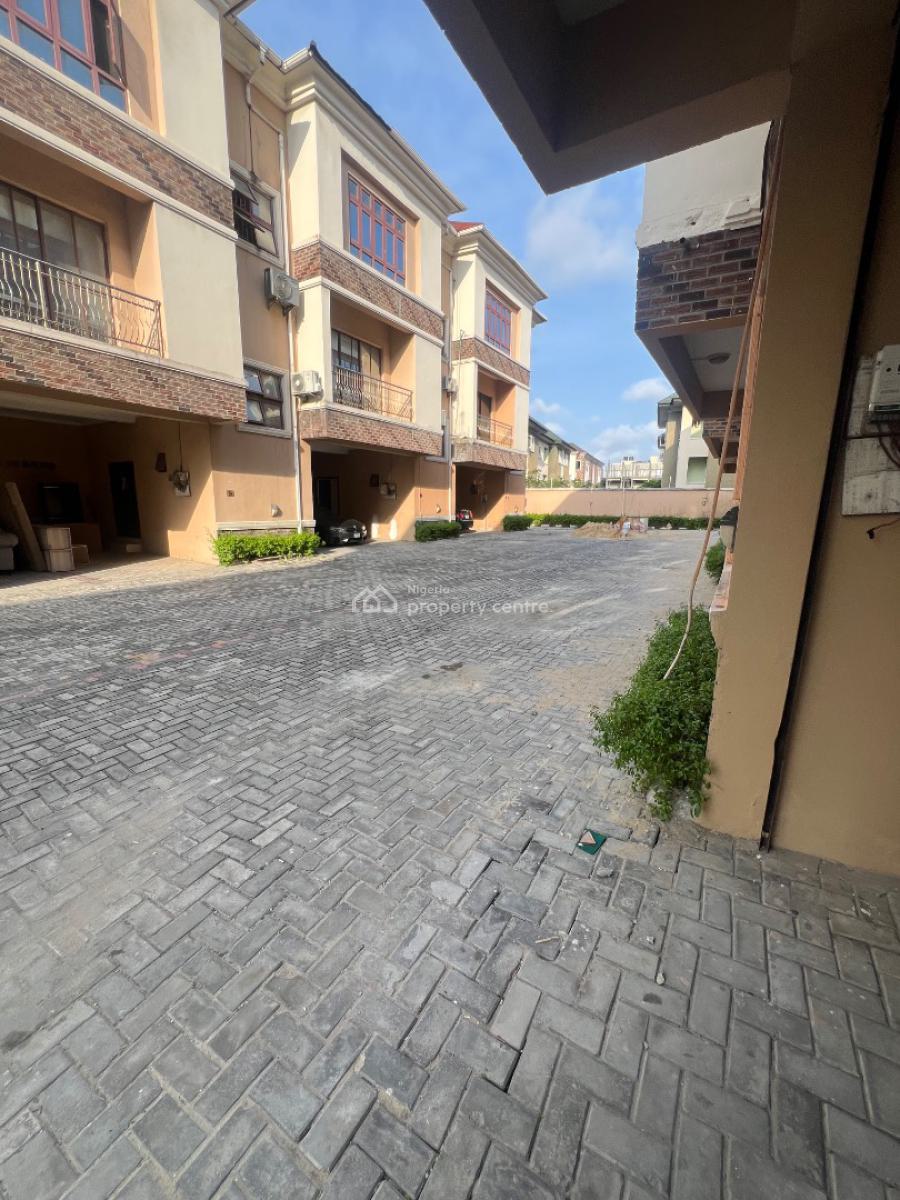 Standard and Spacious Miniflat with Balcony and Big Standard Kitchen, Osapa, Lekki, Lagos, Mini Flat (room and Parlour) for Rent
