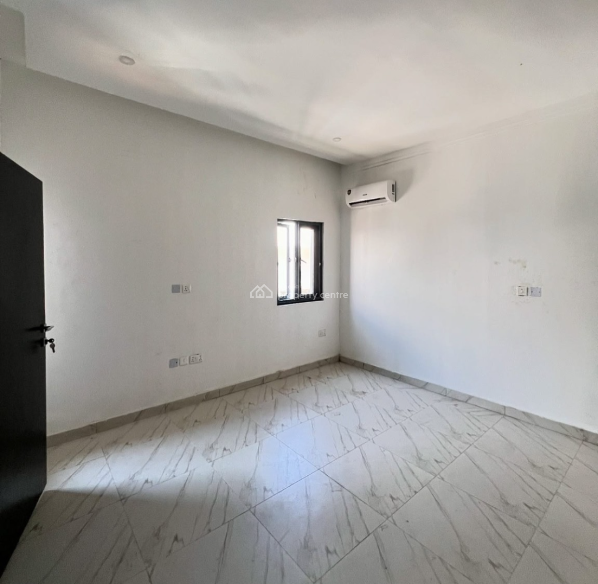 Spacious 2 Bedroom, Victoria Island (vi), Lagos, Flat / Apartment for Rent