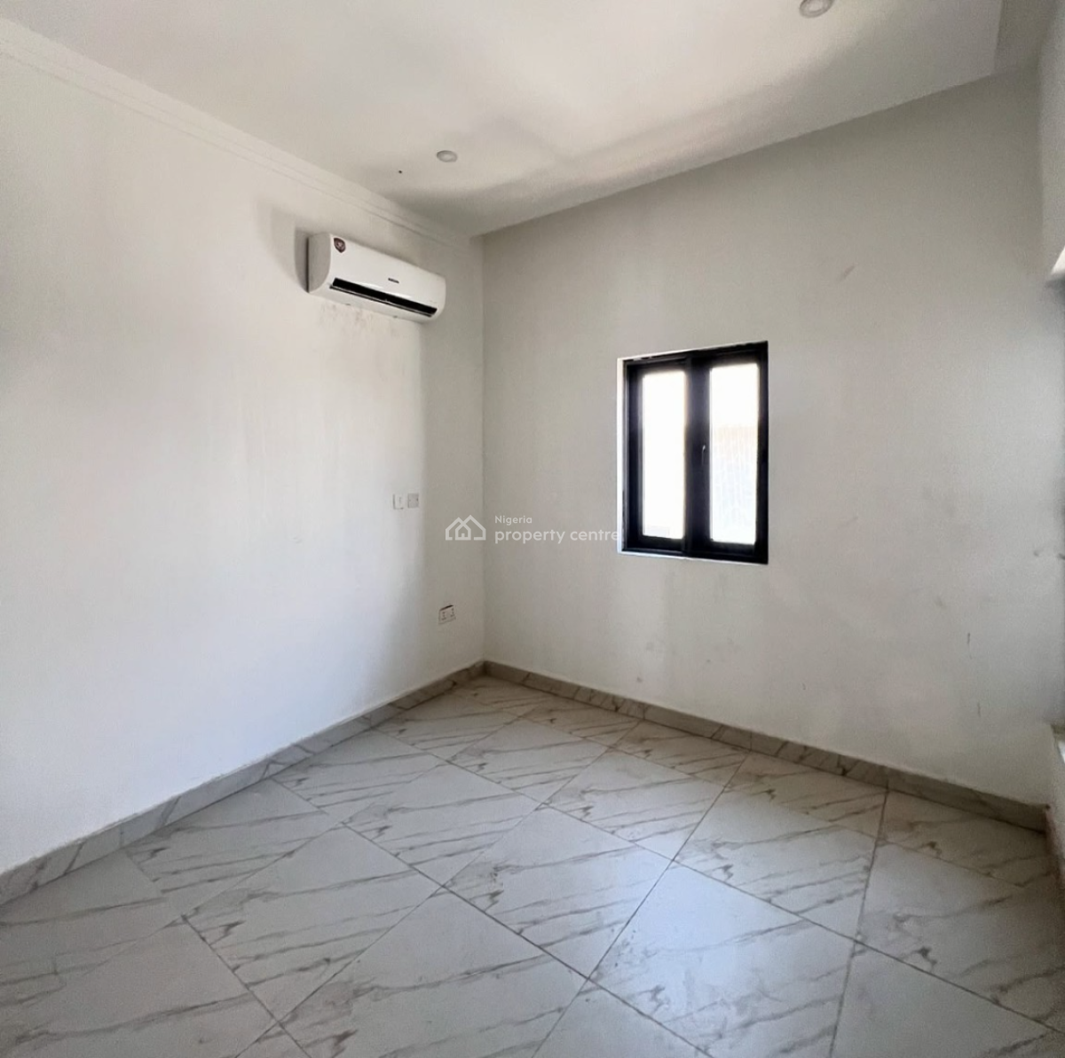 Spacious 2 Bedroom, Victoria Island (vi), Lagos, Flat / Apartment for Rent