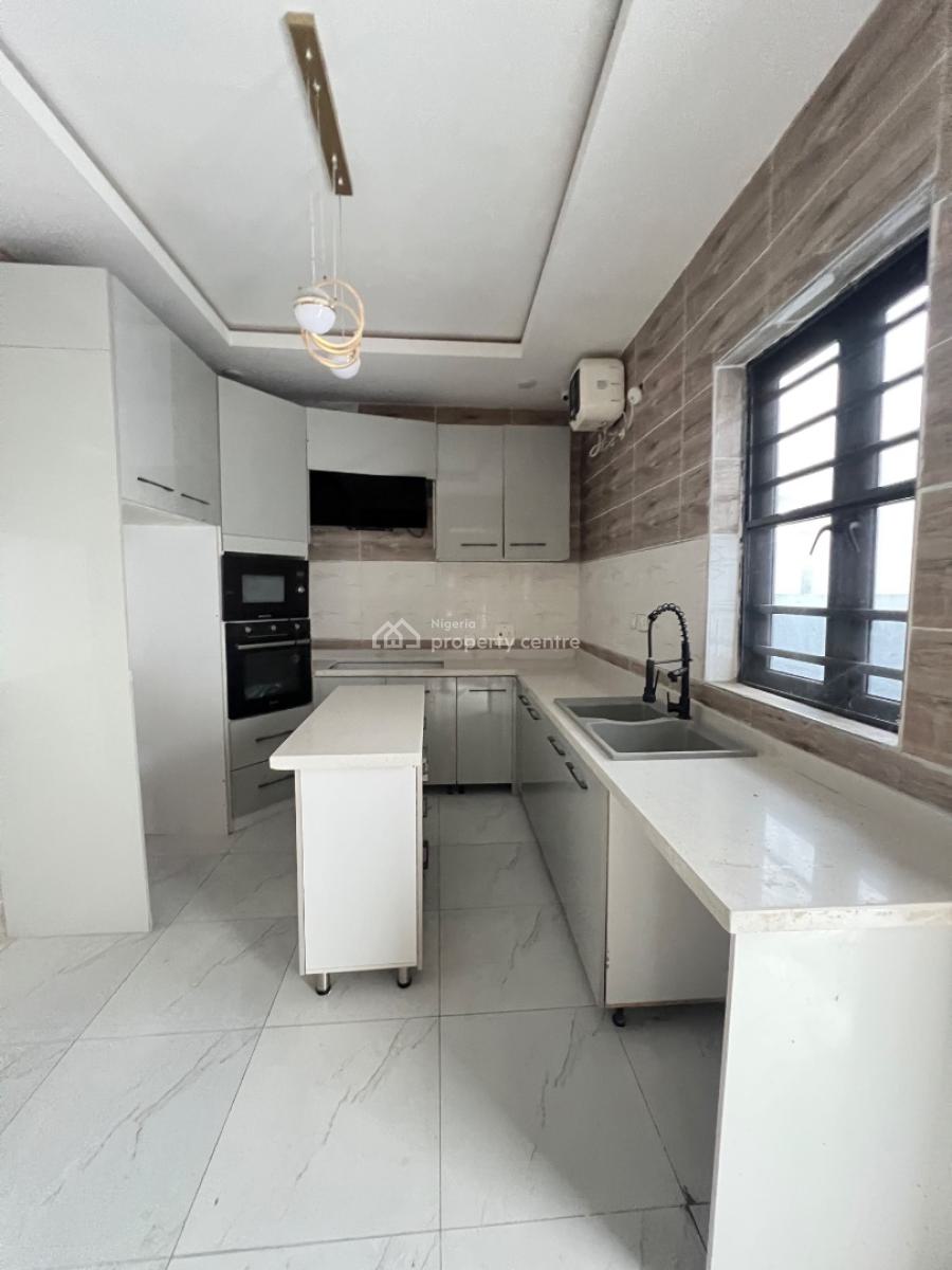 Five Bedrooms Semi Detached House with Bq, Ikate, Lekki, Lagos, Semi-detached Duplex for Sale
