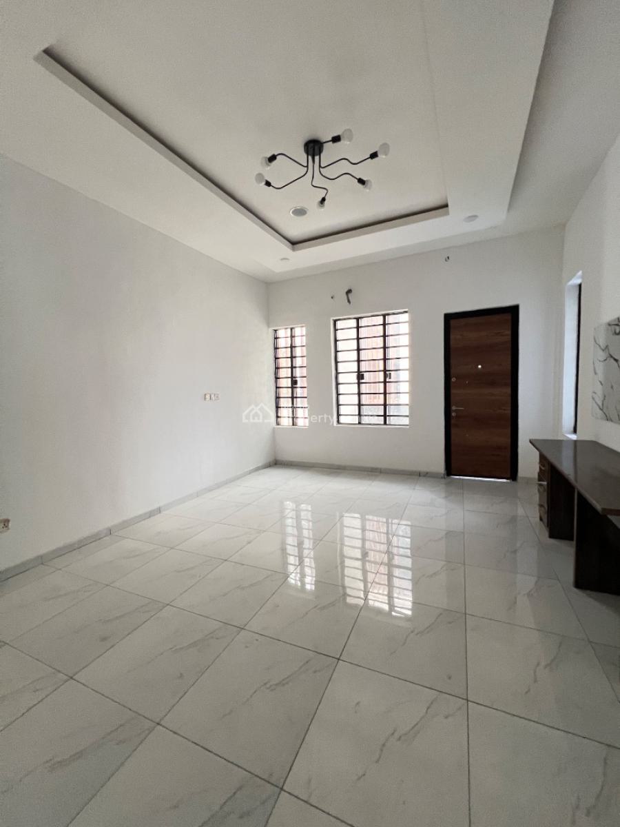 Five Bedrooms Semi Detached House with Bq, Ikate, Lekki, Lagos, Semi-detached Duplex for Sale