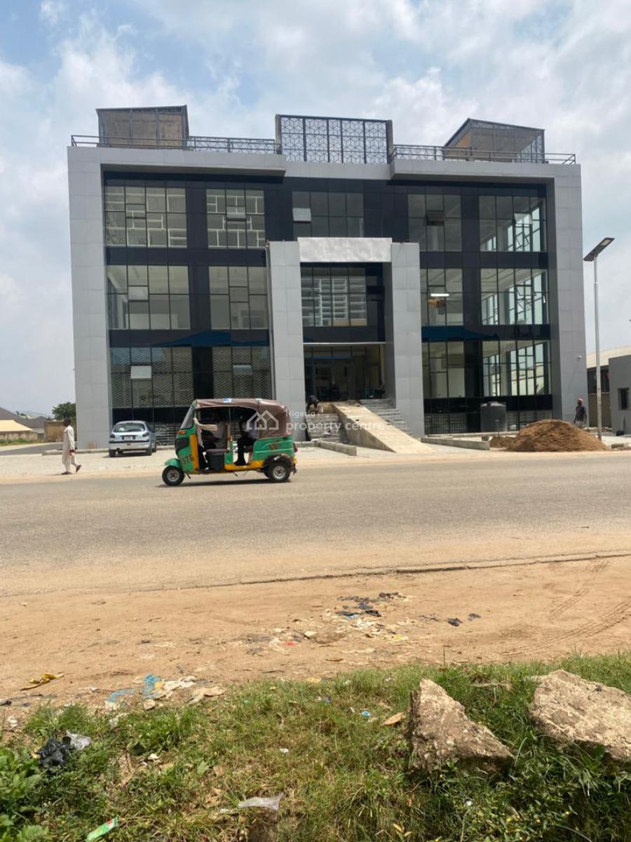Large Shop /office Space, 3rd Avenue, Gwarinpa, Abuja, Plaza / Complex / Mall for Rent