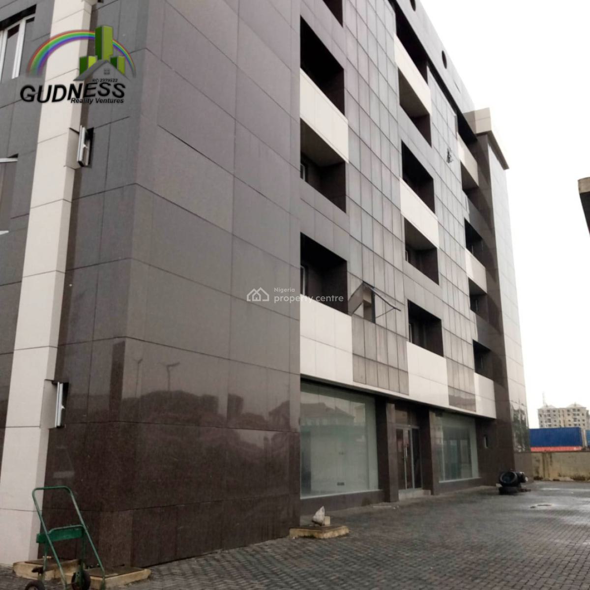 Office Complex with a Land Size of 2,800 Sqm, Lekki - Epe Express Road, Beside Nicon Town Estate, Lekki, Lagos, Plaza / Complex / Mall for Sale