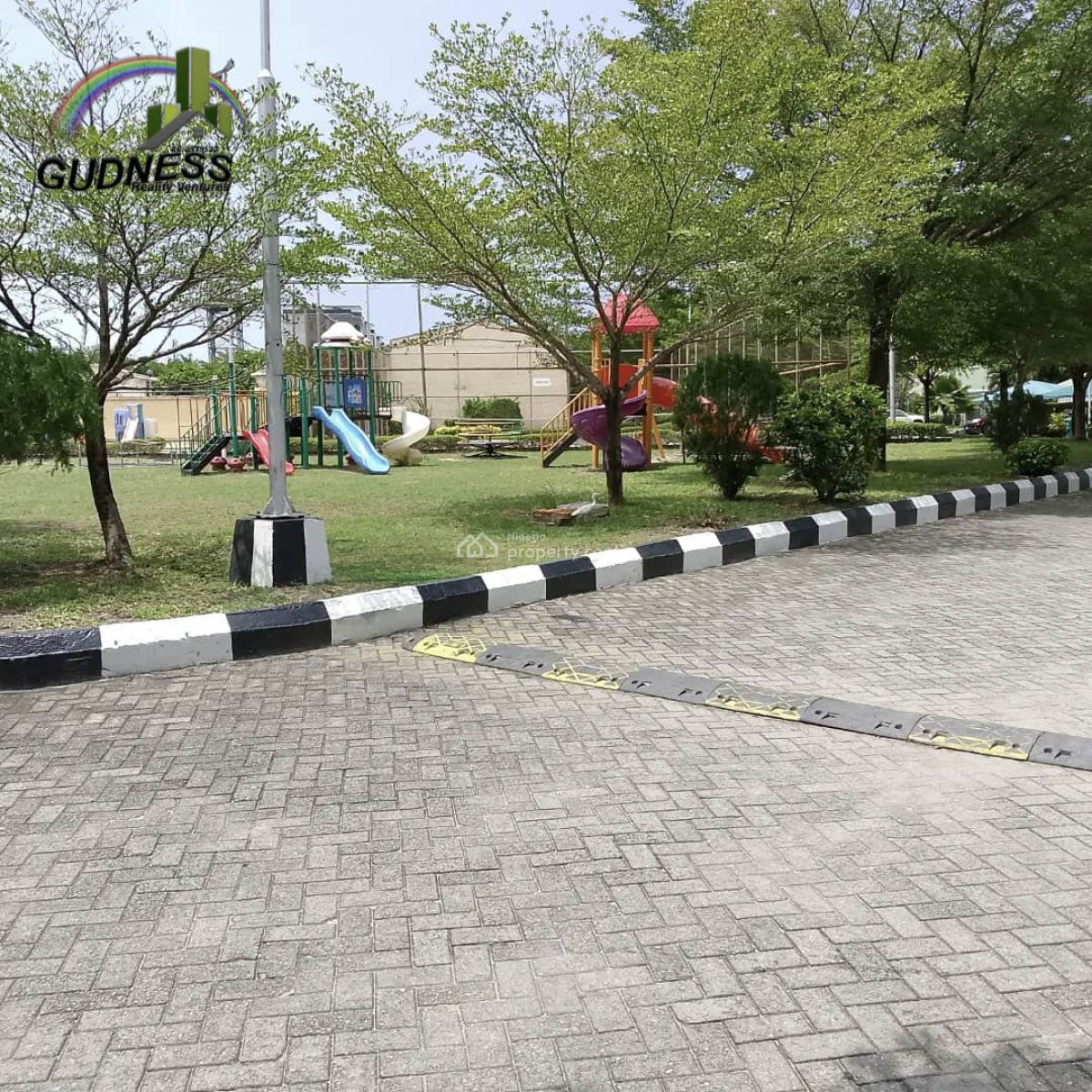 3 Bedroom Flat with a Bq in a Fully Serviced Estate, Ikate, Lekki, Lagos, Flat / Apartment for Sale