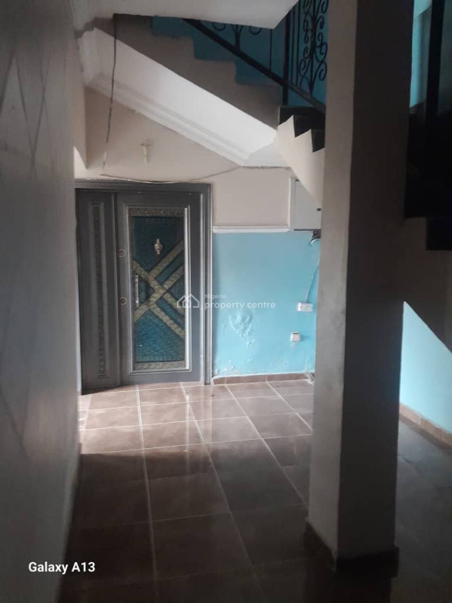 a 4 Bedroom Semi Detached Duplex, Akinwinmi Estate, Mende, Maryland, Lagos, Semi-detached Duplex for Rent