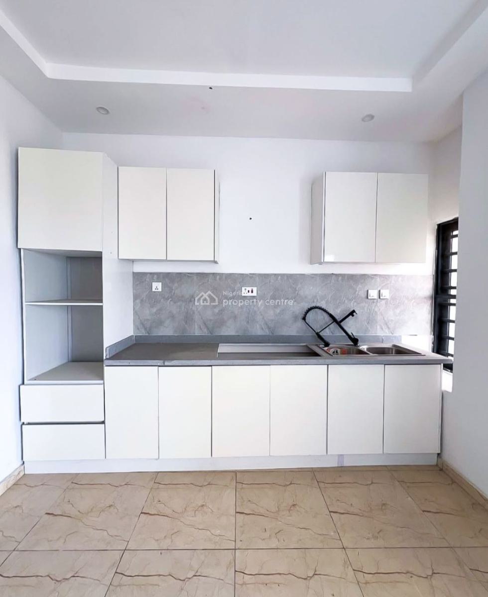 Luxury 4 Bedroom Penthouse in a Gated Estate, Ocean Bay. Orchid, Lekki Phase 2, Lekki, Lagos, Flat / Apartment for Sale