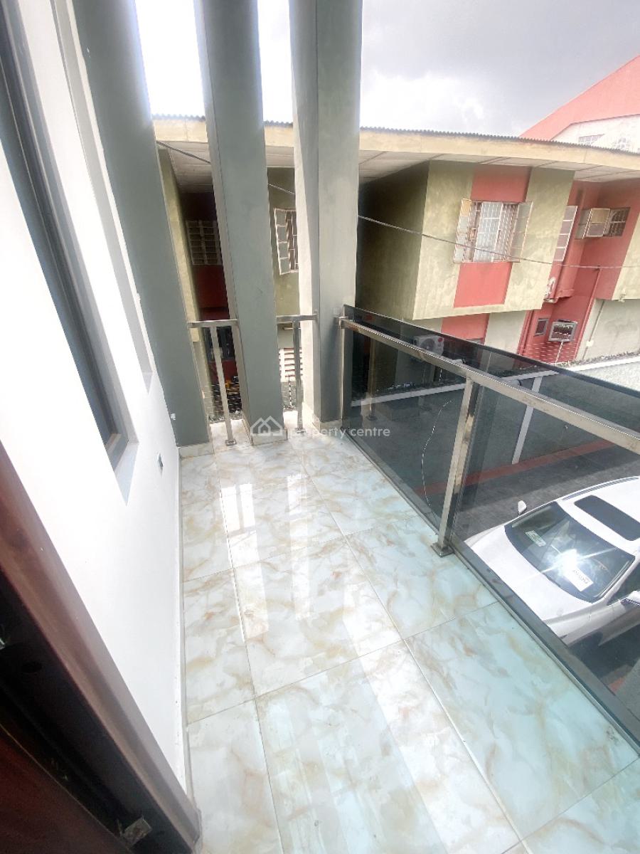 a Well Maintained Spacious 2 Bedroom Flat, Olawaiye Estate,olowora, Omole Phase 2, Ikeja, Lagos, Flat / Apartment for Rent