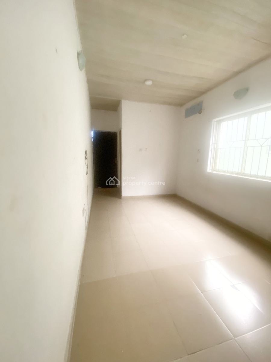 a Well Maintained Spacious 2 Bedroom Flat, Gra Phase 1, Magodo, Lagos, Flat / Apartment for Rent
