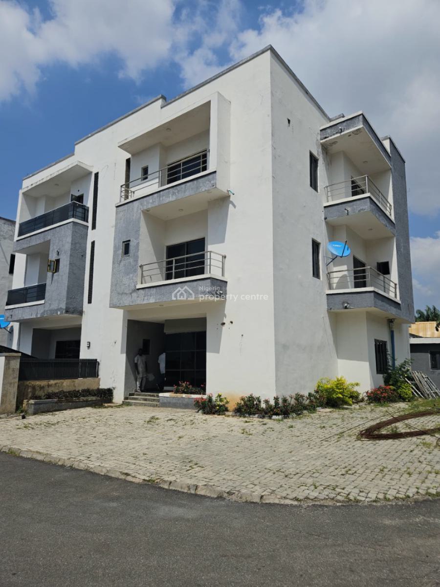 5 Bedroom Duplex, By Garki Market, Garki, Abuja, Terraced Duplex for Rent
