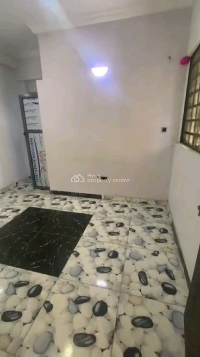 Standard and Spacious Mini Flat, Onike, Yaba, Lagos, Mini Flat (room and Parlour) for Rent
