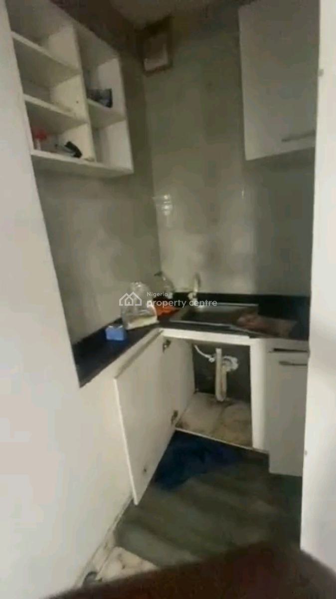 Standard and Spacious Mini Flat, Onike, Yaba, Lagos, Mini Flat (room and Parlour) for Rent