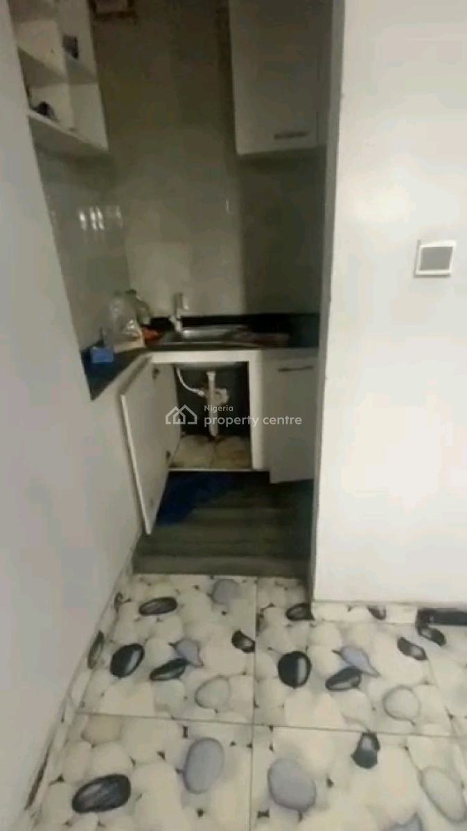 Standard and Spacious Mini Flat, Onike, Yaba, Lagos, Mini Flat (room and Parlour) for Rent