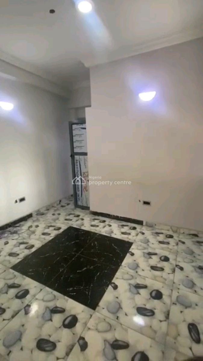 Standard and Spacious Mini Flat, Onike, Yaba, Lagos, Mini Flat (room and Parlour) for Rent