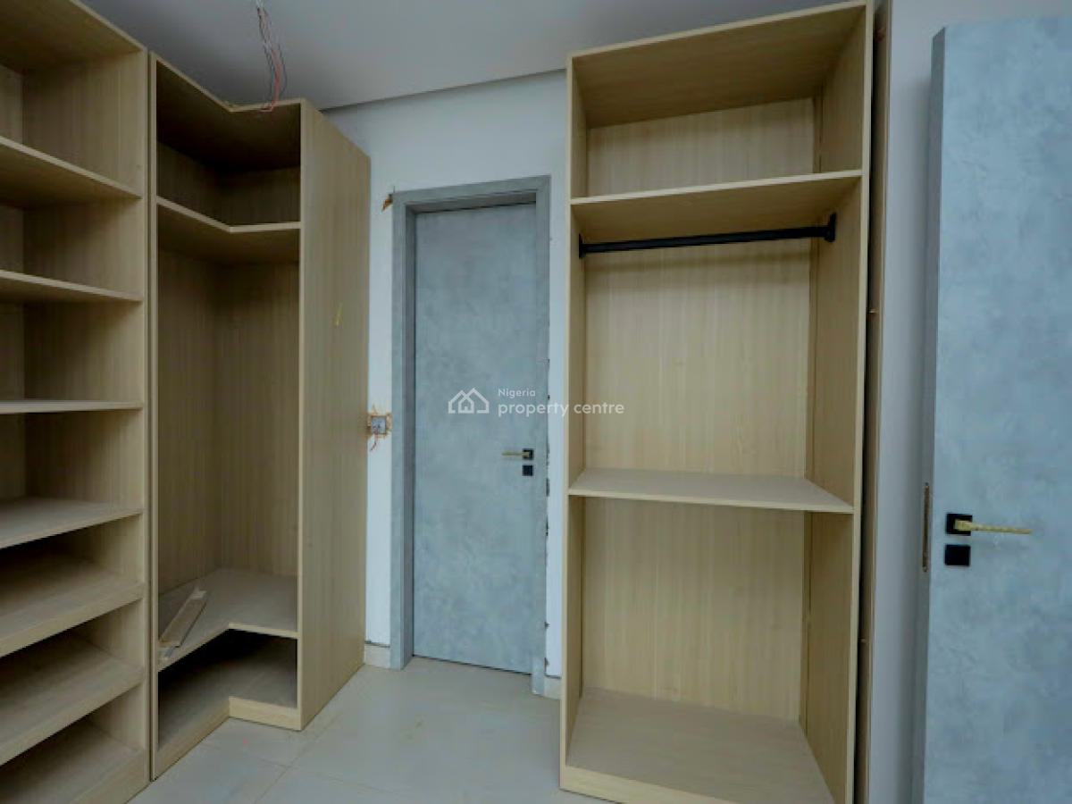 Luxury 2 Bedroom Apartments, Lekki Phase 1, Lekki, Lagos, Flat / Apartment for Sale