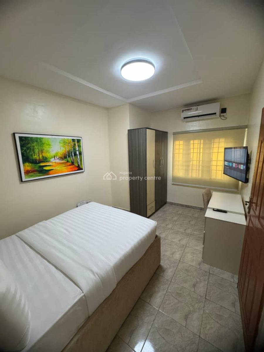 Fully Furnished Serviced Studio Apartment with a Foyer, Ikeja Gra, Ikeja, Lagos, Flat / Apartment Short Let