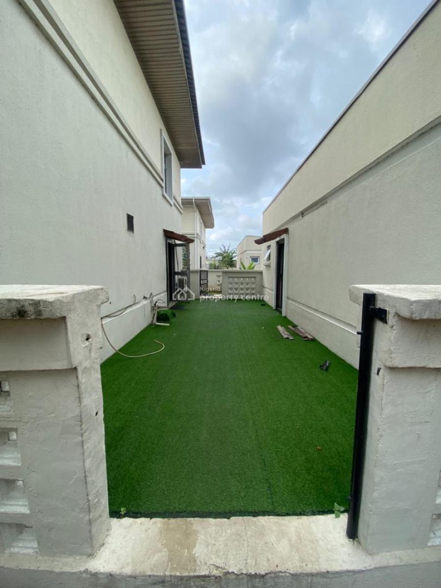 Luxury 5 Bedrooms Fully Detached and Serviced, Ikate, Lekki, Lagos, Detached Duplex for Rent