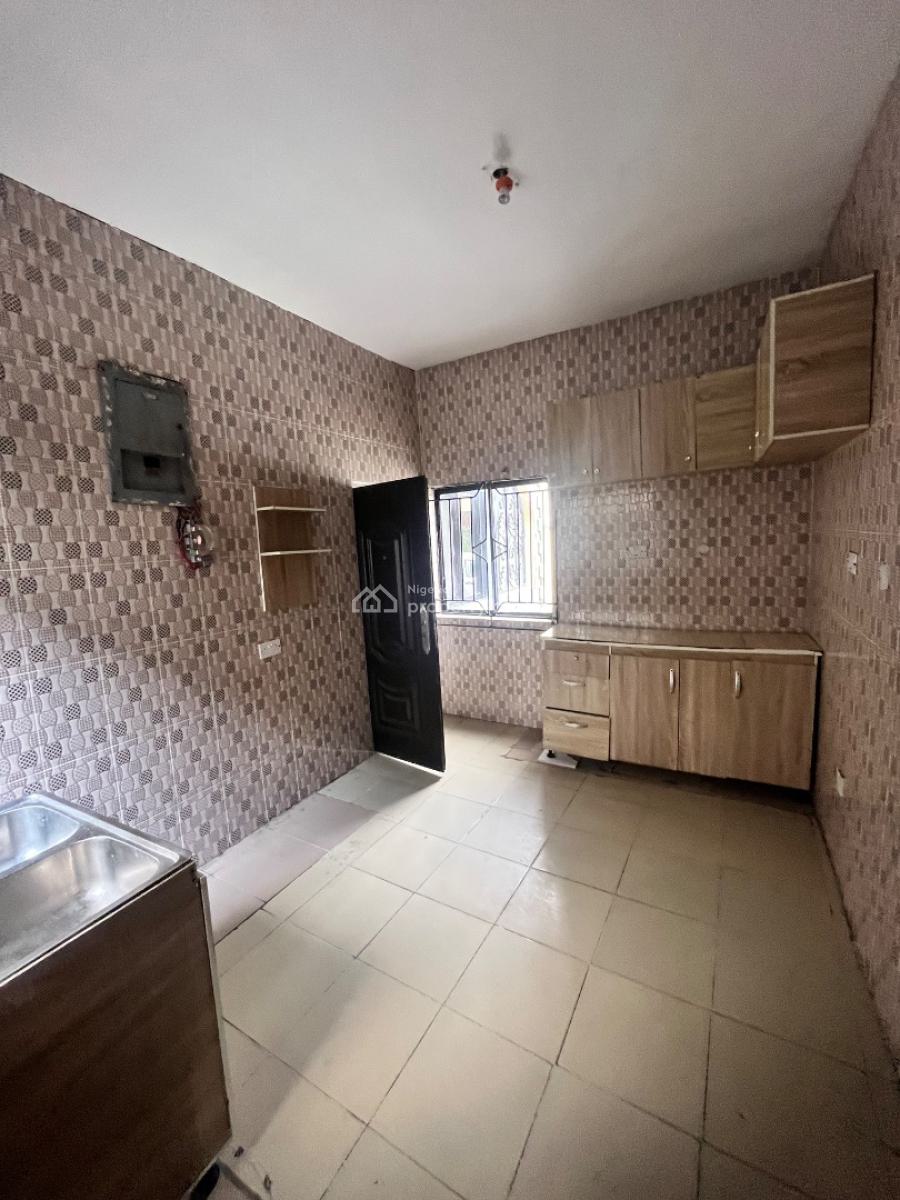 Neat 3 Bedroom Flat, Thomas Estate, Ajah, Lagos, Flat / Apartment for Rent